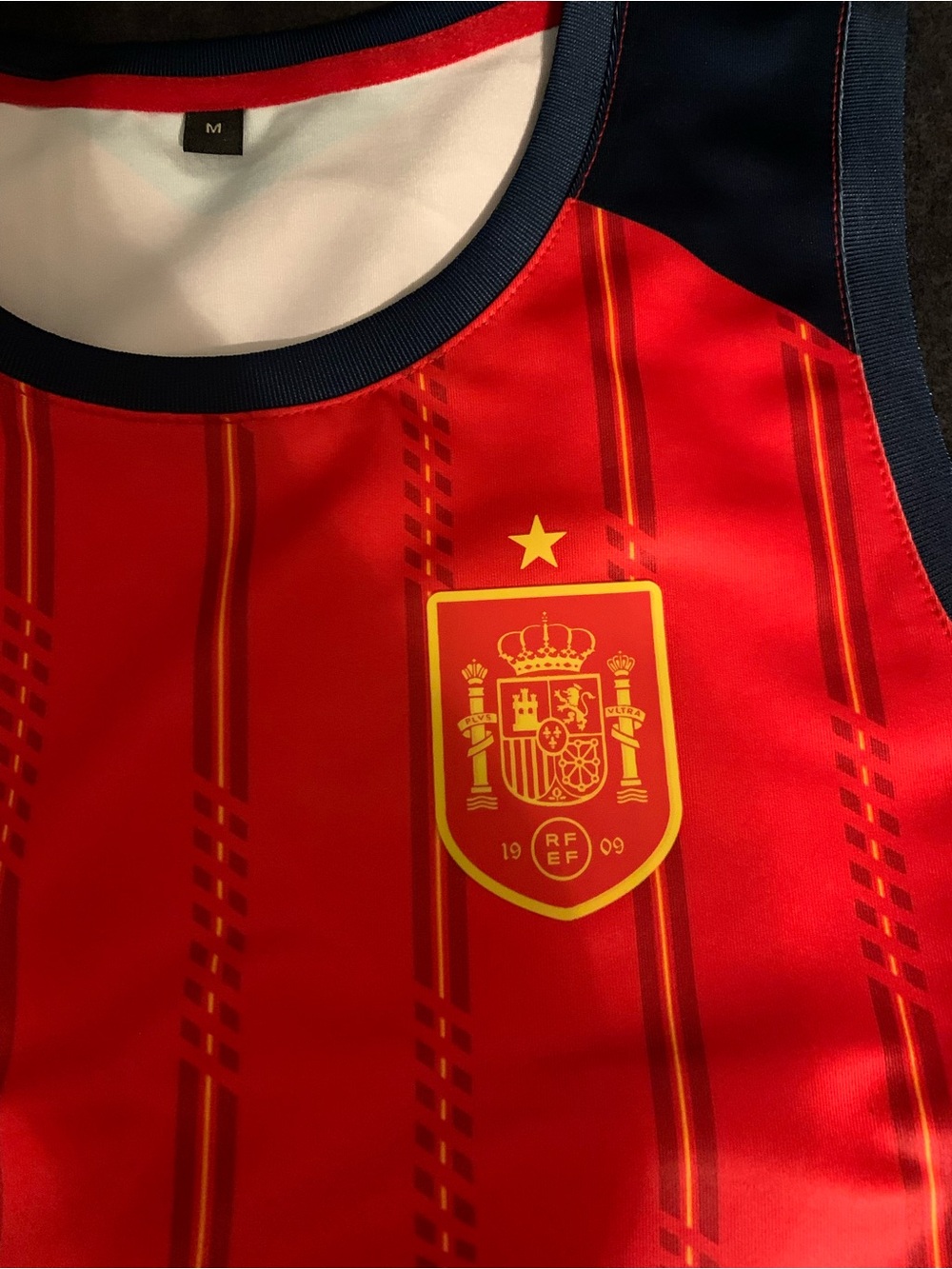 NWT- Spain Tank Crop Top
Woman's Jersey - Size M - Picture 4 of 4